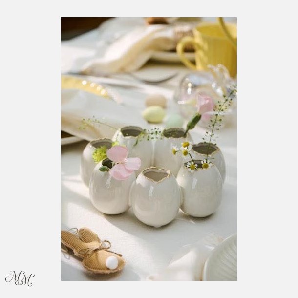 Vase til 7 blomster - �ggering - Hvid/creme