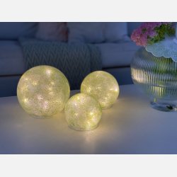 Kugle i gr�n med LED - 6 timer