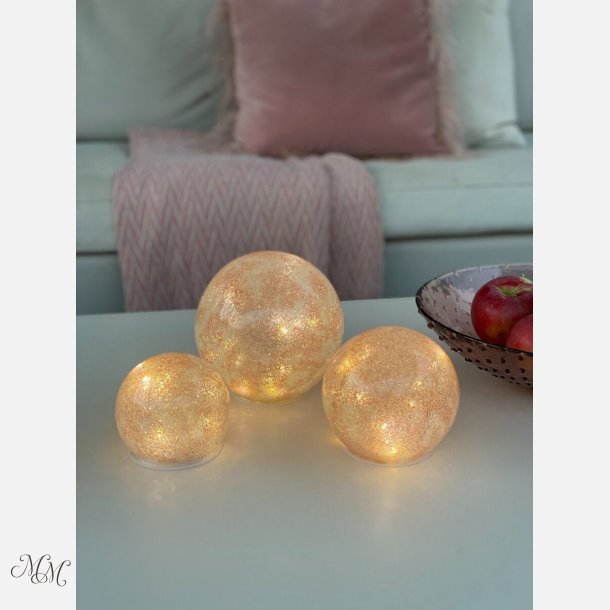 Kugle i lyser�d med LED - 6 timer