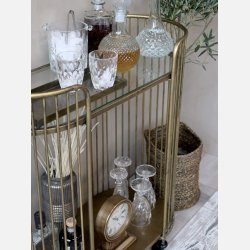 Vinglas med diamantudsk�ring