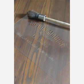 Stencil - Au bon March&eacute;